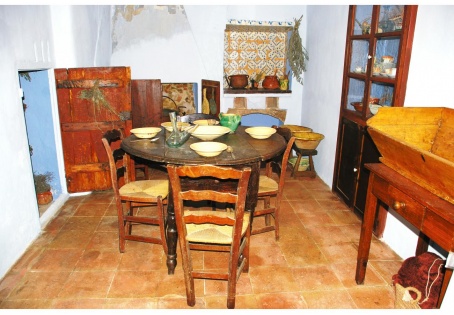 Ruta de Semana Santa 2026: Visita al Barrio Viejo y la Casa de Pescadores