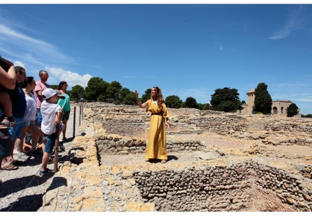 Actividades en el MAC-Empúries. Visita romana teatralizada